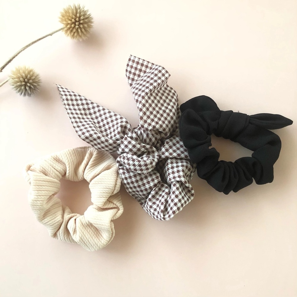 Bunny Ears Scrunchie Set Ponytail Holders Hair Ties Spring Summer - NEW